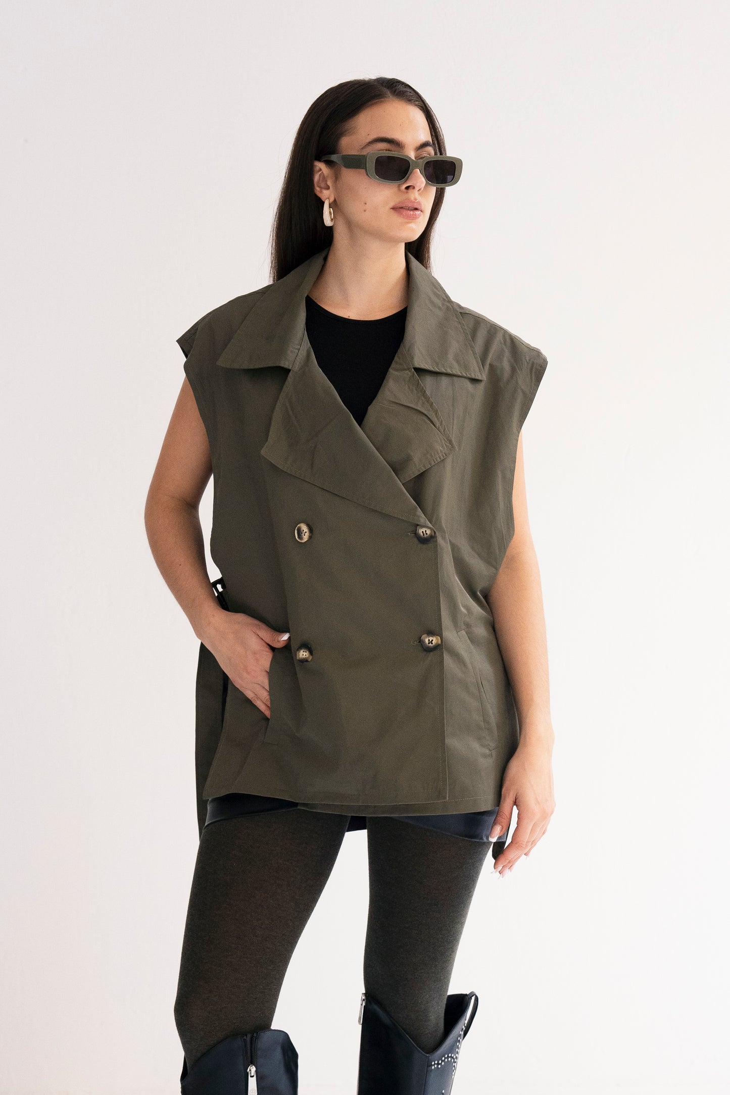 Ladylike Capelet - Olive