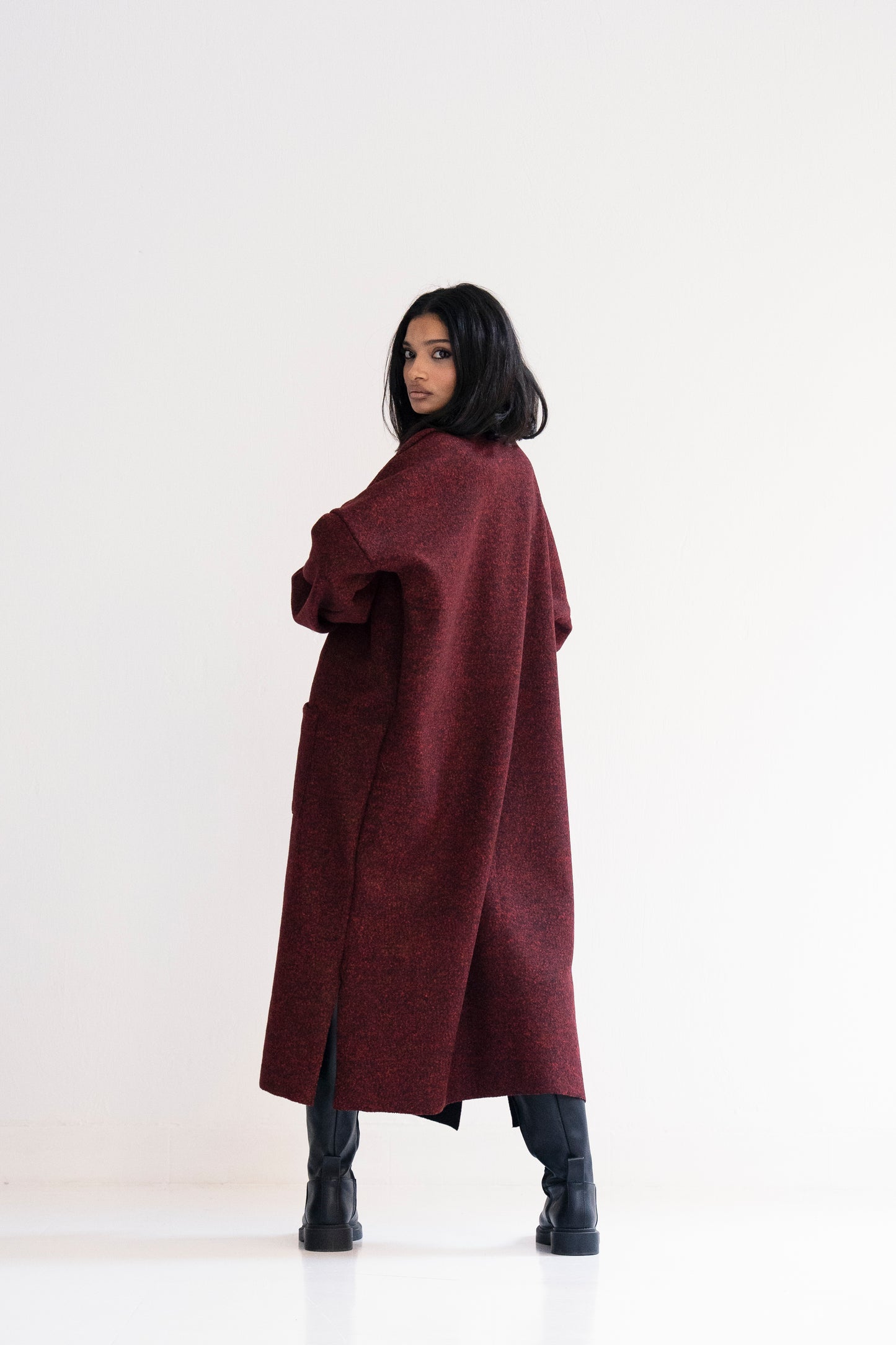 Cozy Cocoon Cloak - Fiery Red