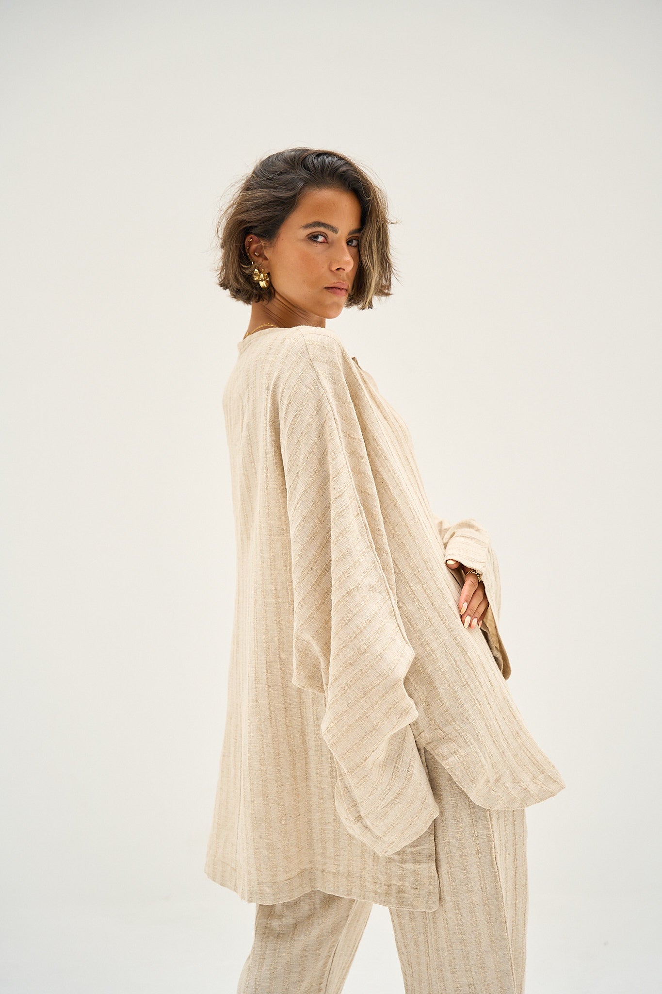 Weekend Warrior Linen Top in Light Beige